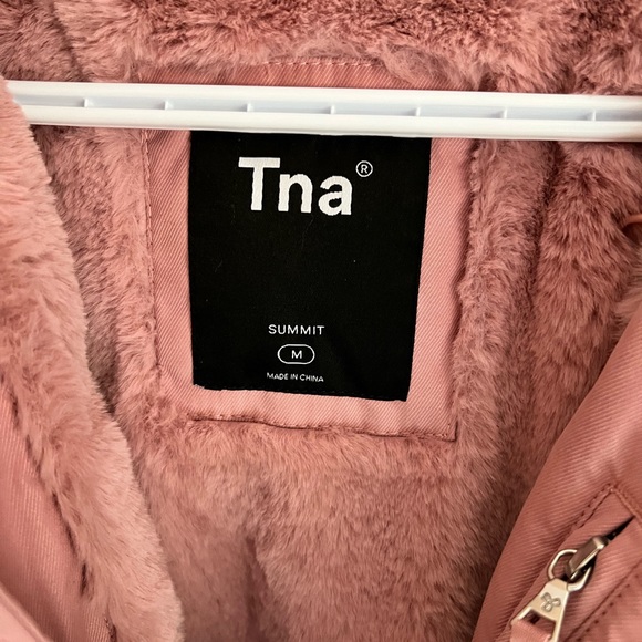 TNA Summit Parka - Picture 4 of 7